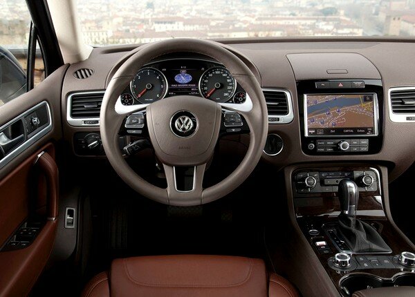 Volkswagen     Touareg